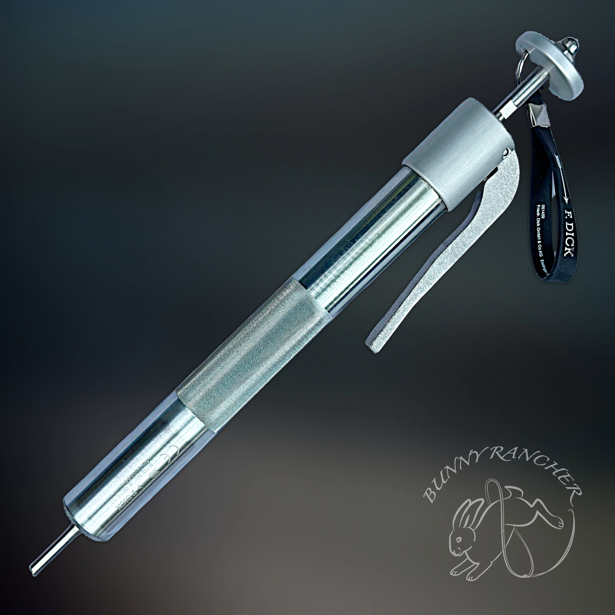 Le pistolet arbalète à flèches perforantes ultra-résistantes